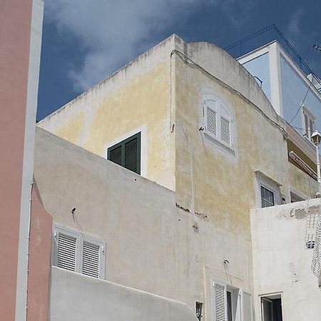 Bilocale Sant'Antonio Apartamento Ponza Quarto foto